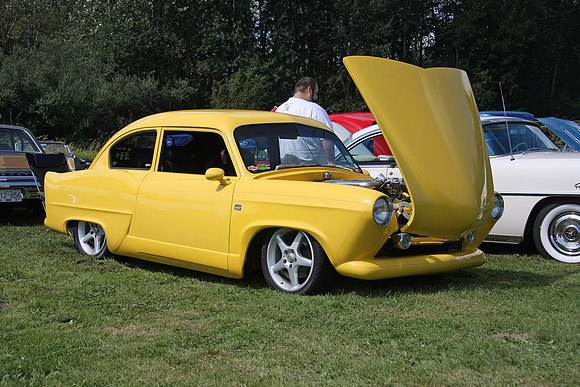 Early Ford Aug-09_0103